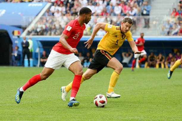 他在事业上 他在事业上